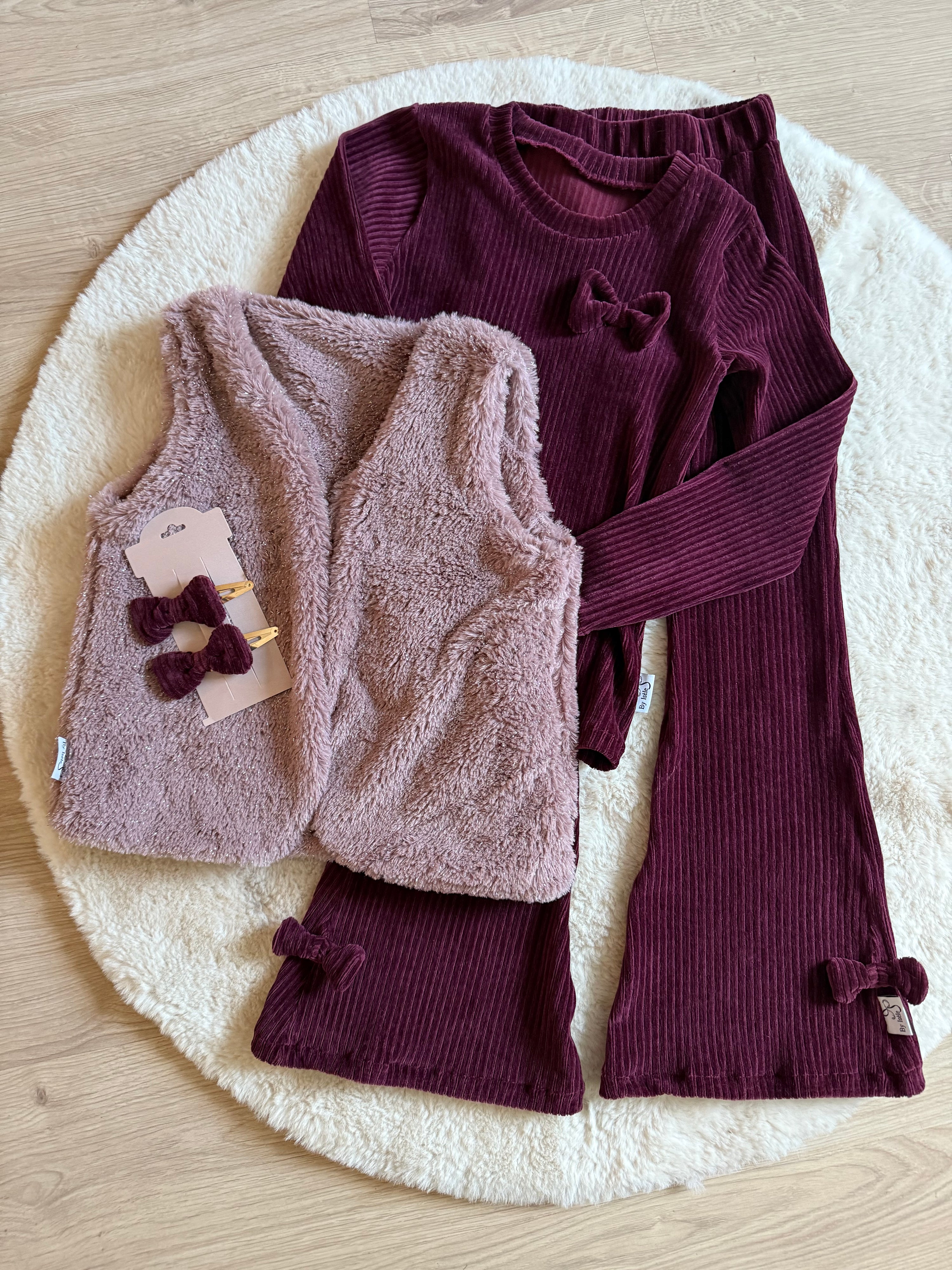 Flared broekje Burgundy maat 140