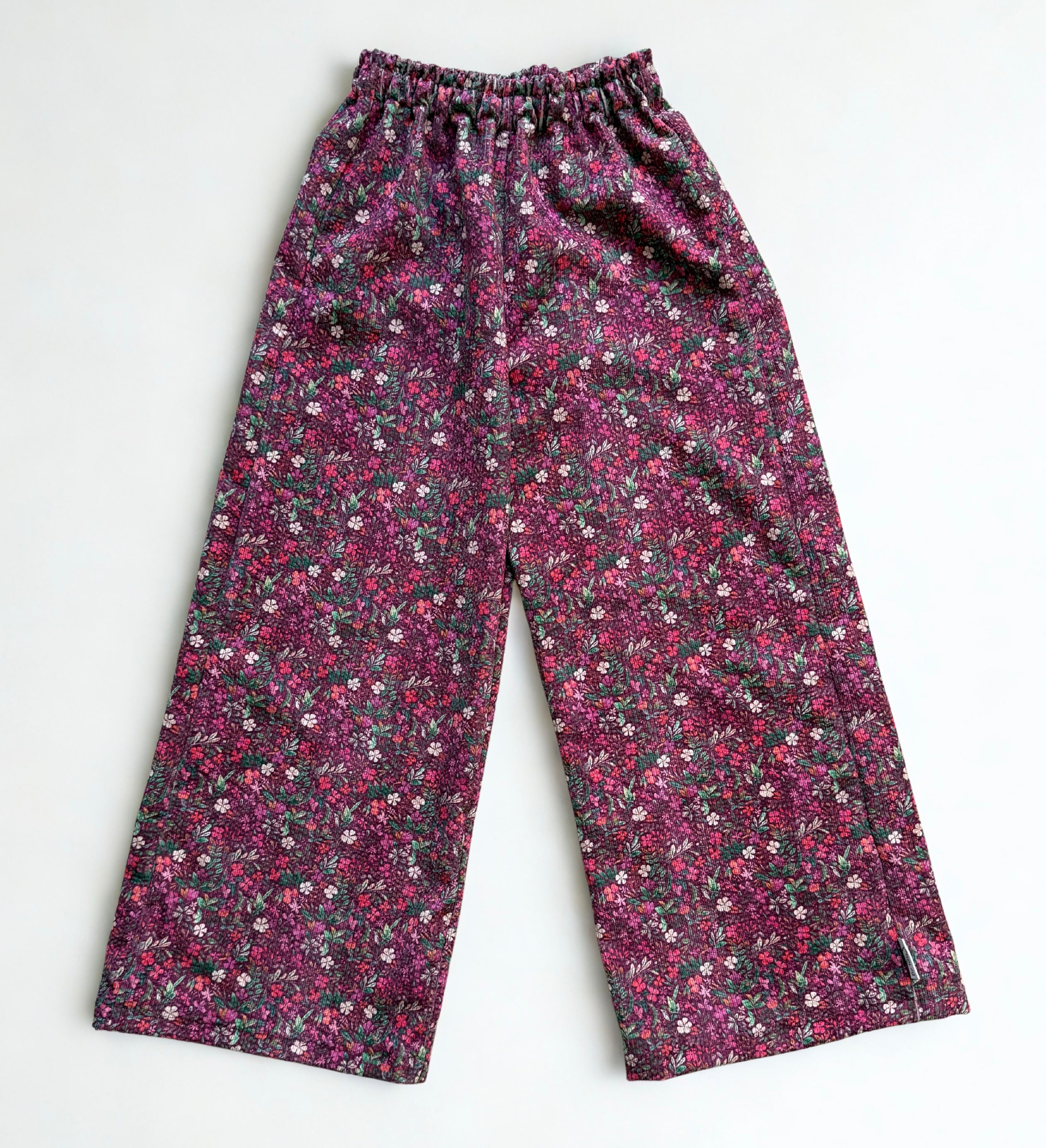 wide-leg broek met roze bloemen