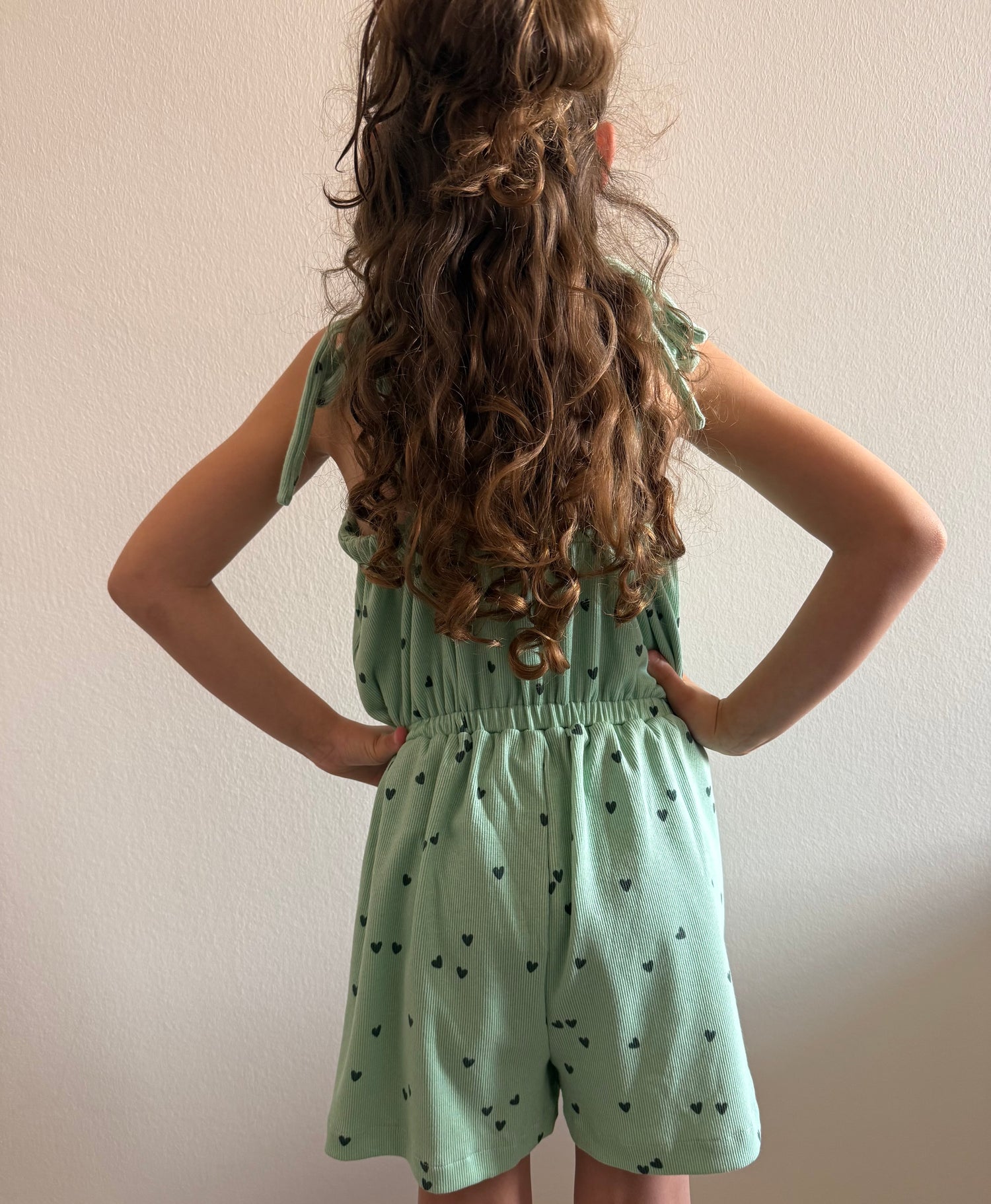 Playsuit hartjes | Saliegroen