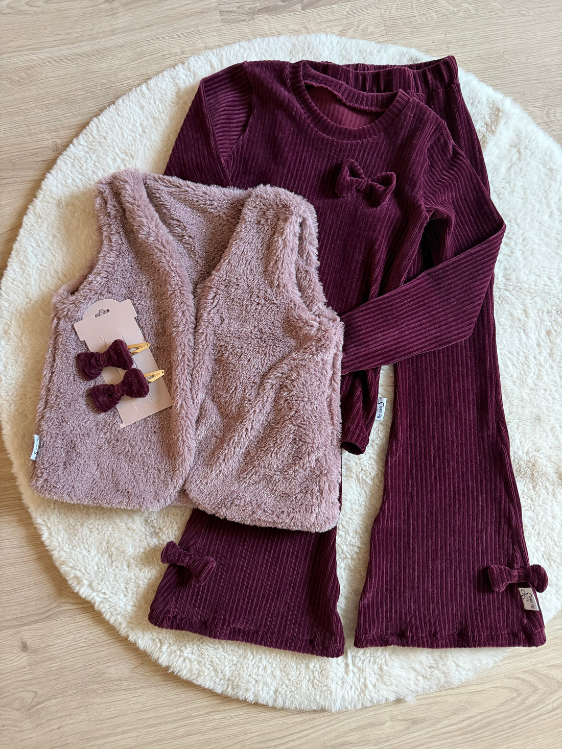 Flared broekje Burgundy maat 140