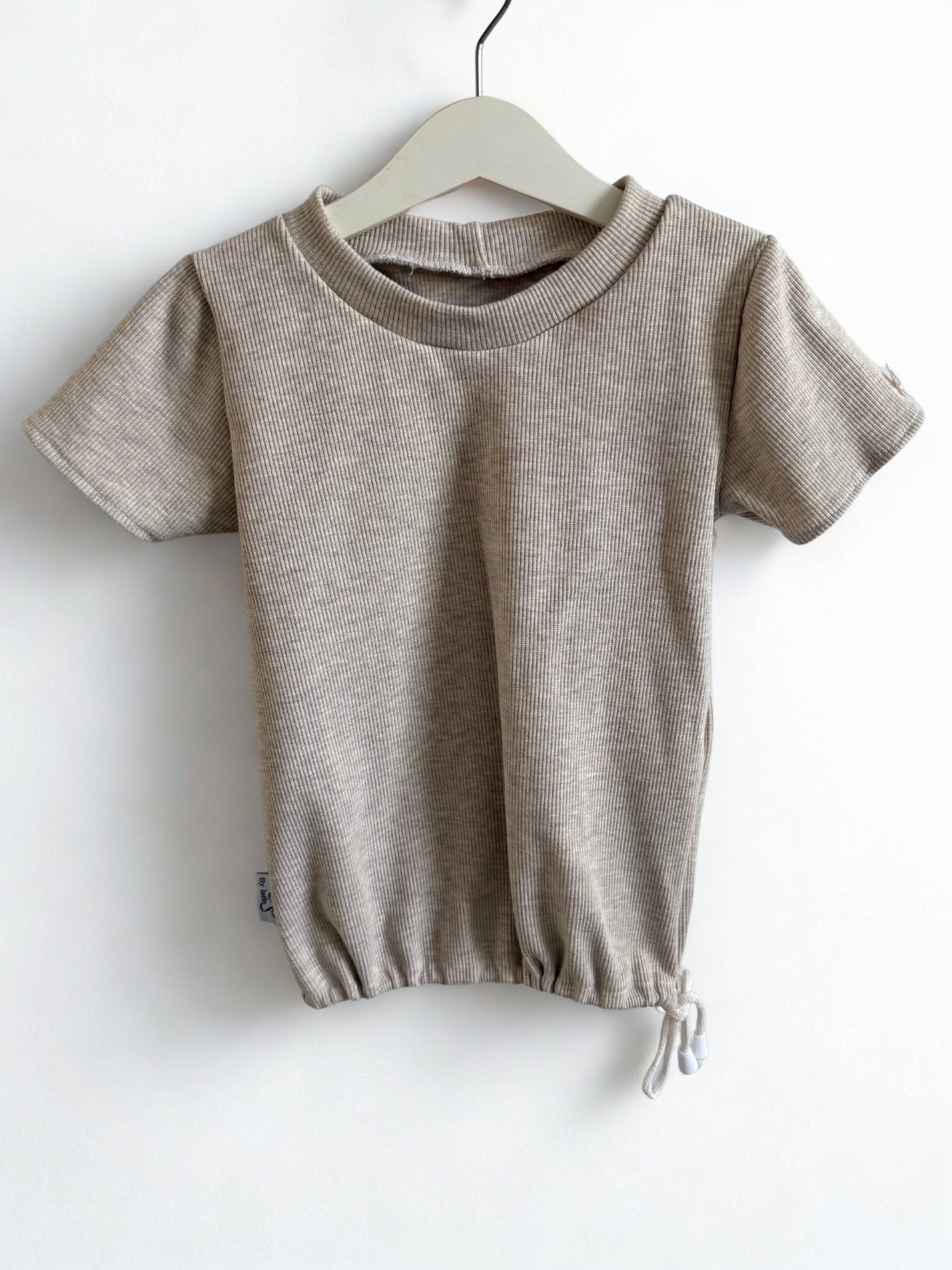 Evi shirt meisje - Ribstof - Lila, zand,geel of roze | By Isèle