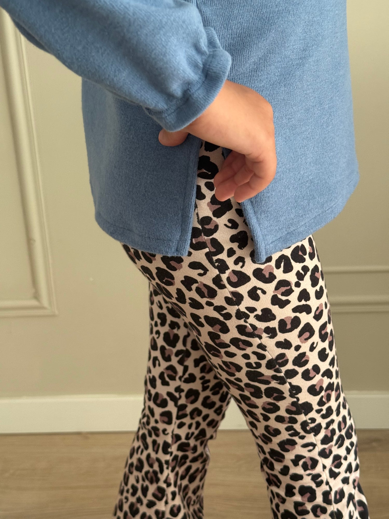 Elza trui | roze, beige en blauw | By Isèle - By Isèle