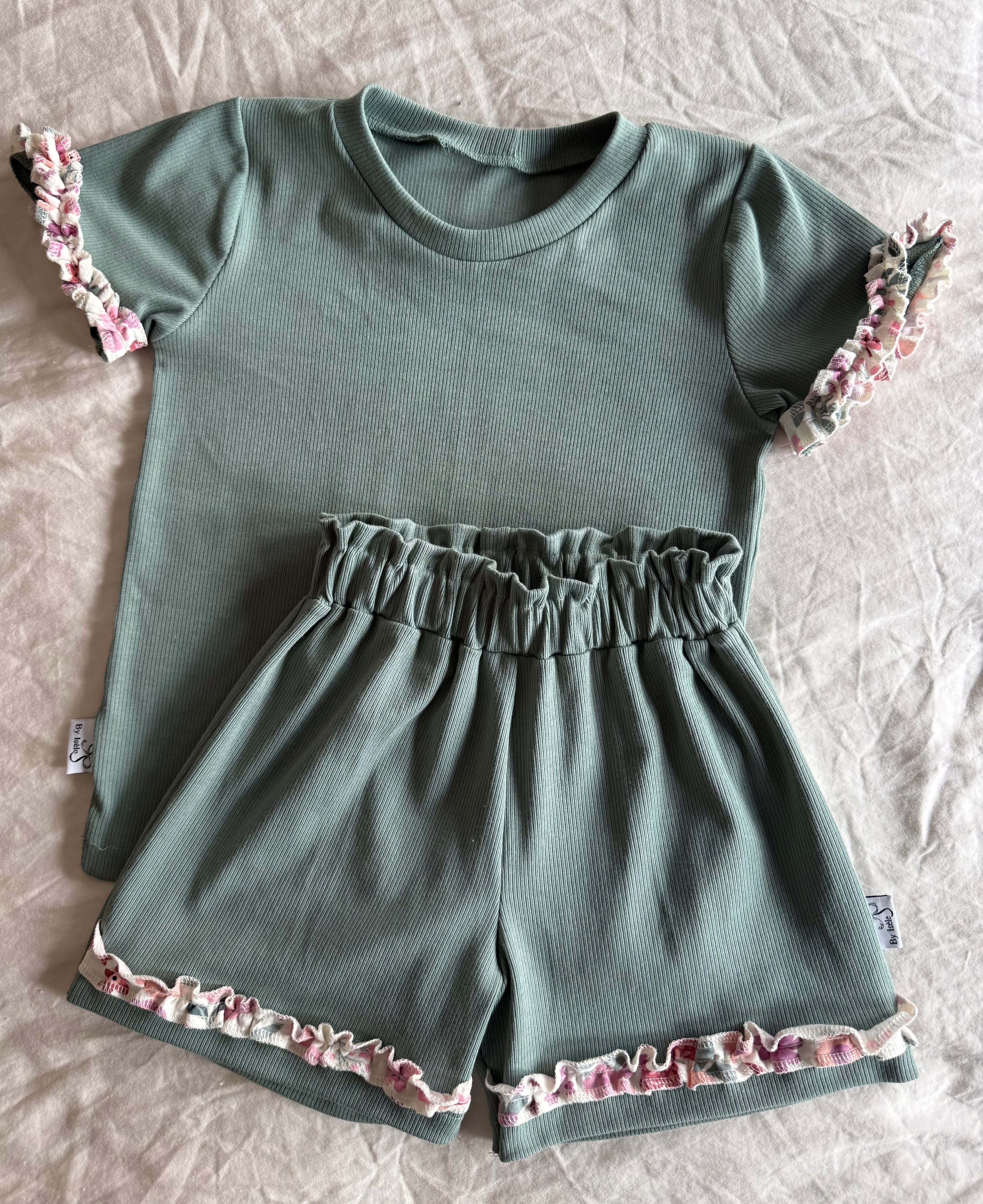 Handgemaakt meisjes shirt Fleur | Oud groen