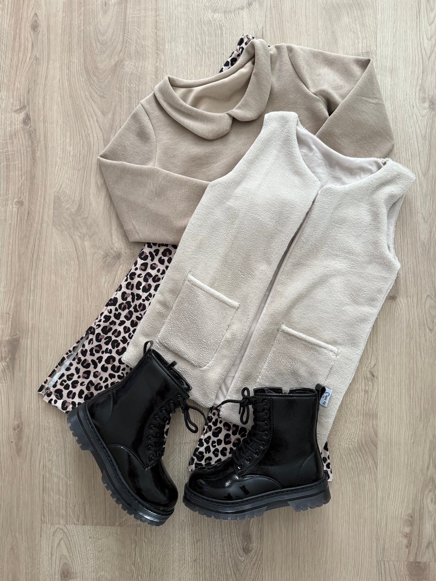 By Isèle Mysterybox M of L