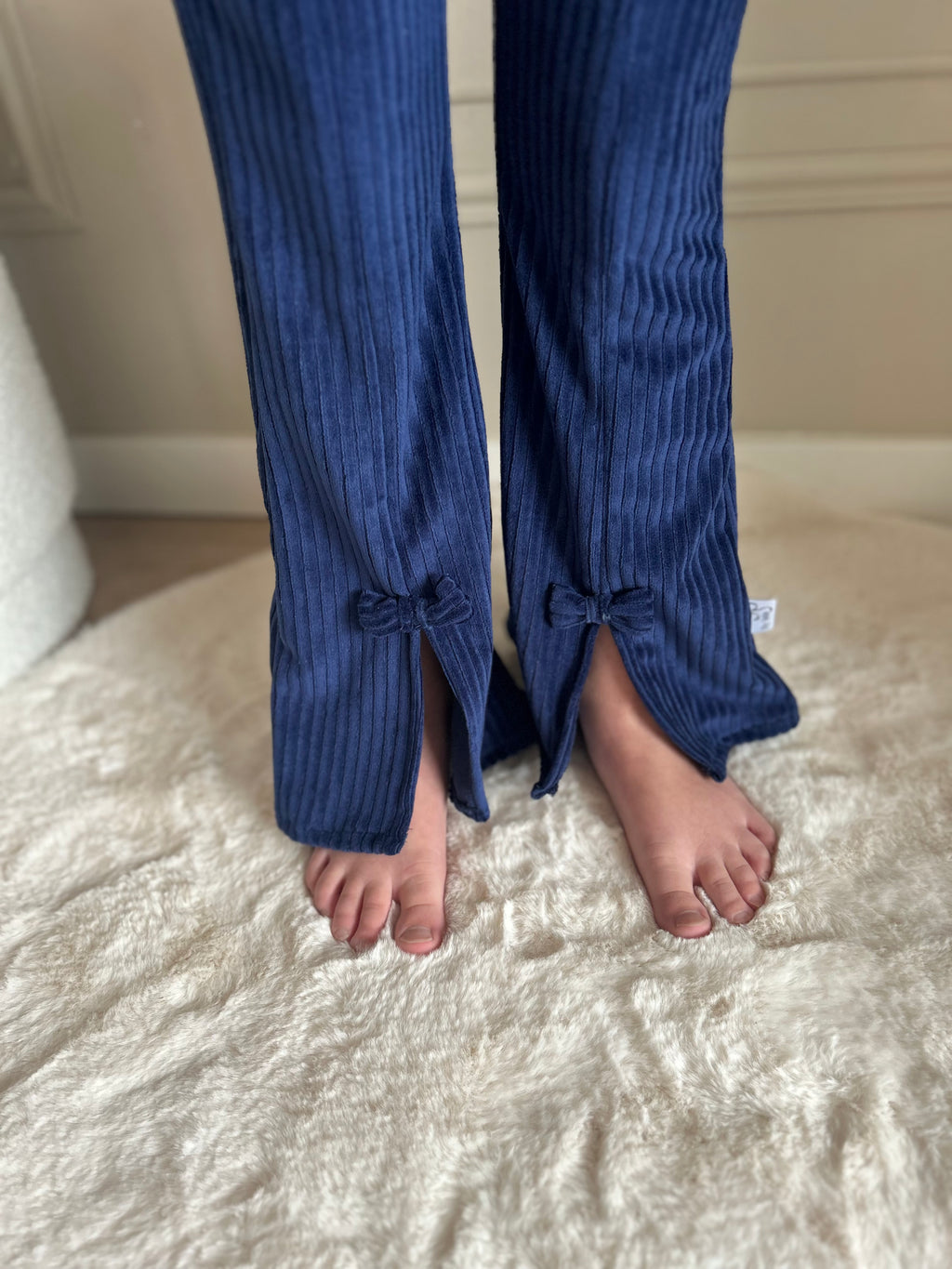 By Isèle flared broekje Noa blauw - By Isèle