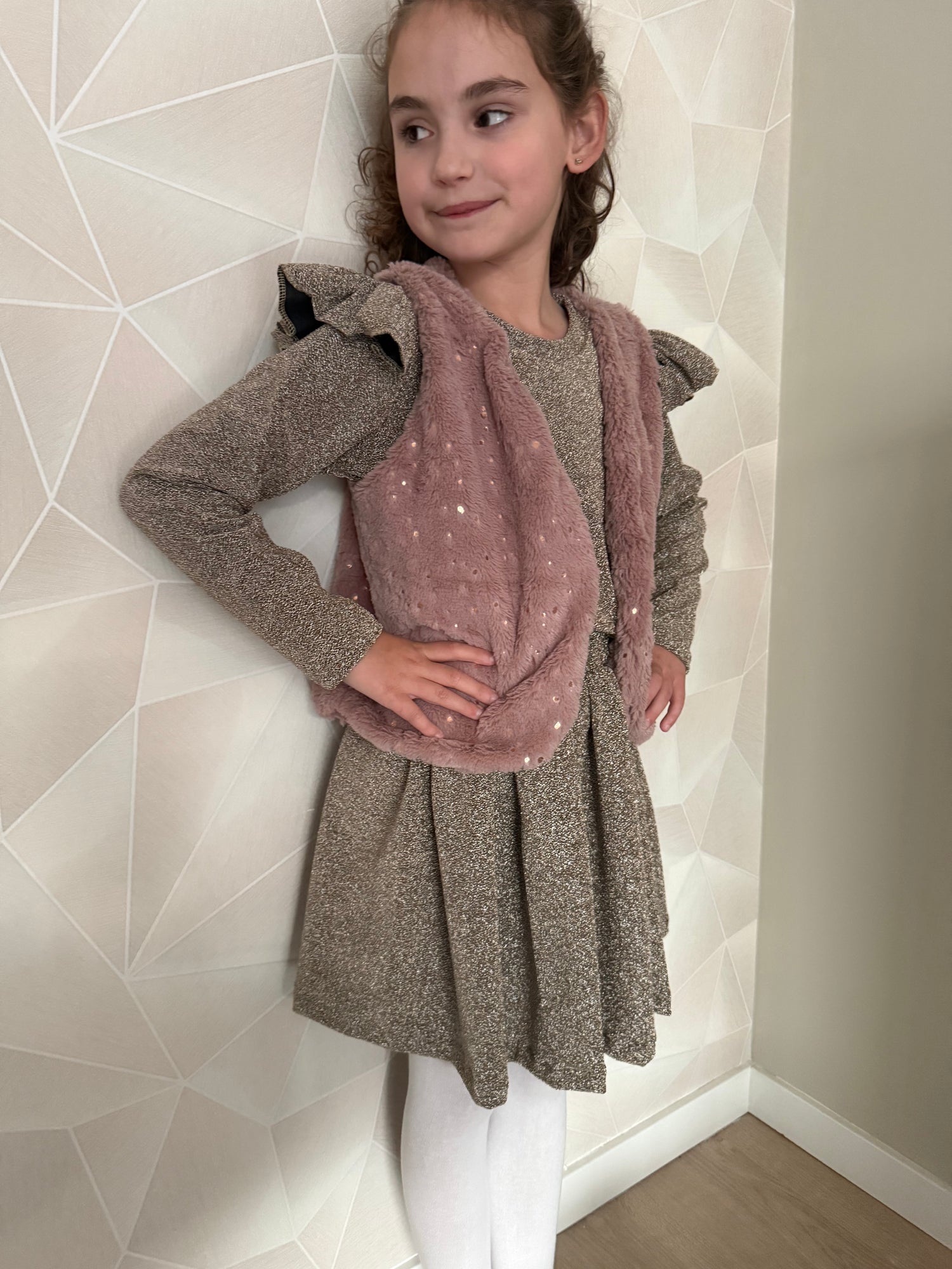 Handgemaakt roze gilet met goud glitter