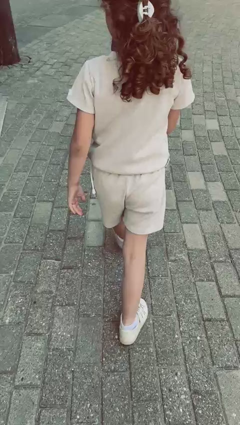 Video van Setje Evi zand